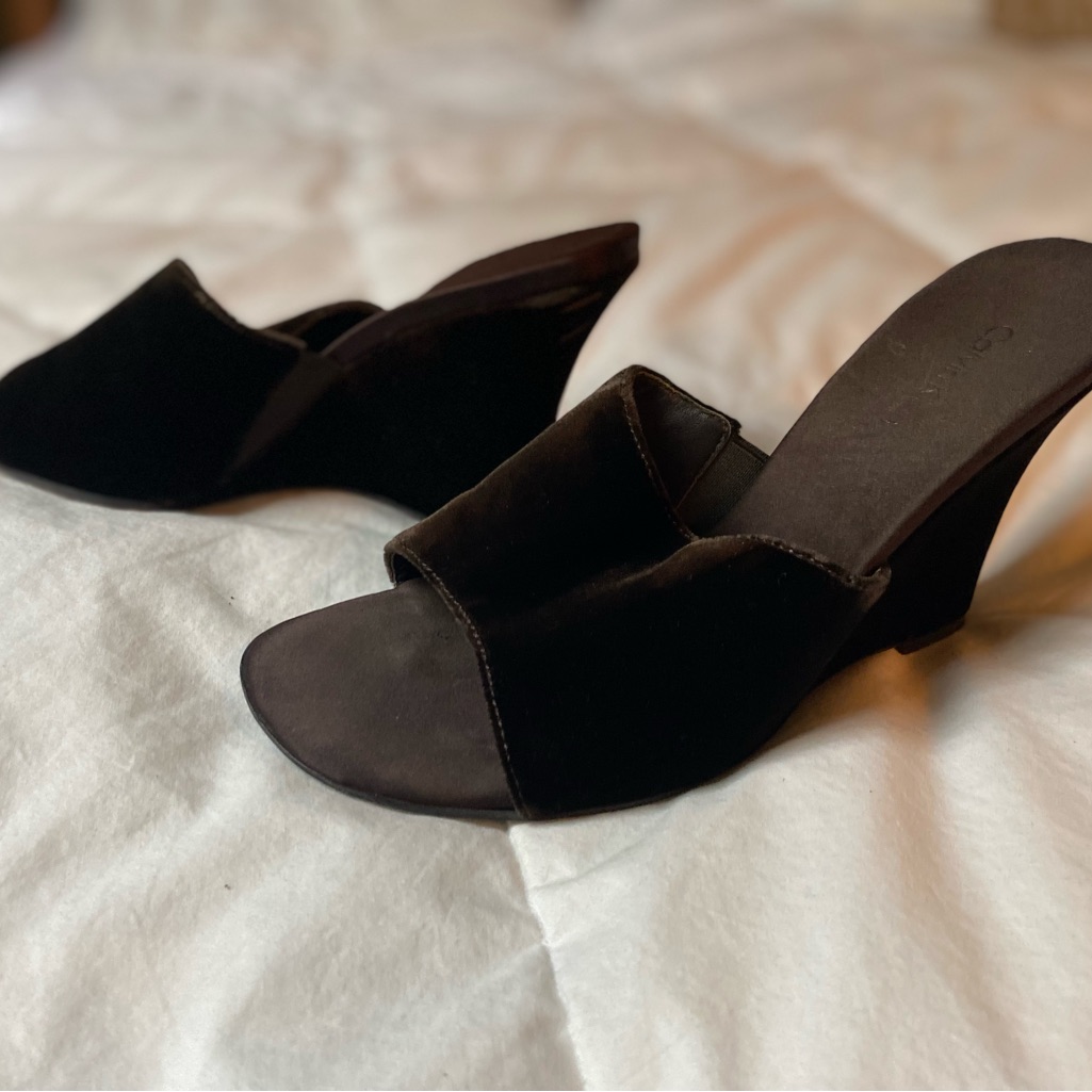 Calvin Klein Elegant Velvet Brown/Black Women's Wedge Sandals